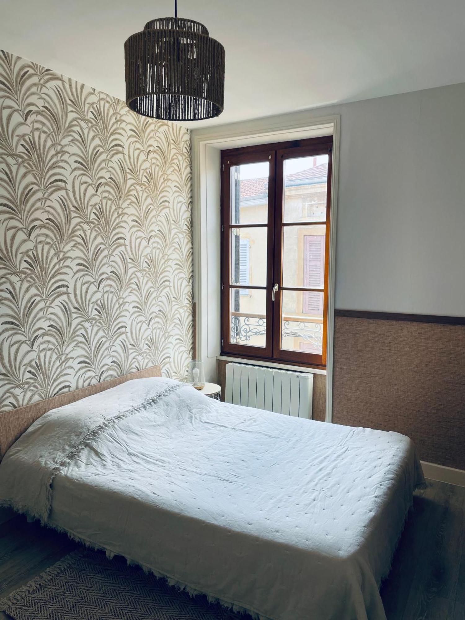 Appartement Centre De Charlieu Eksteriør bilde